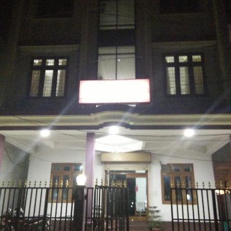 Narendra Guest House Kakarmatha 外观 照片
