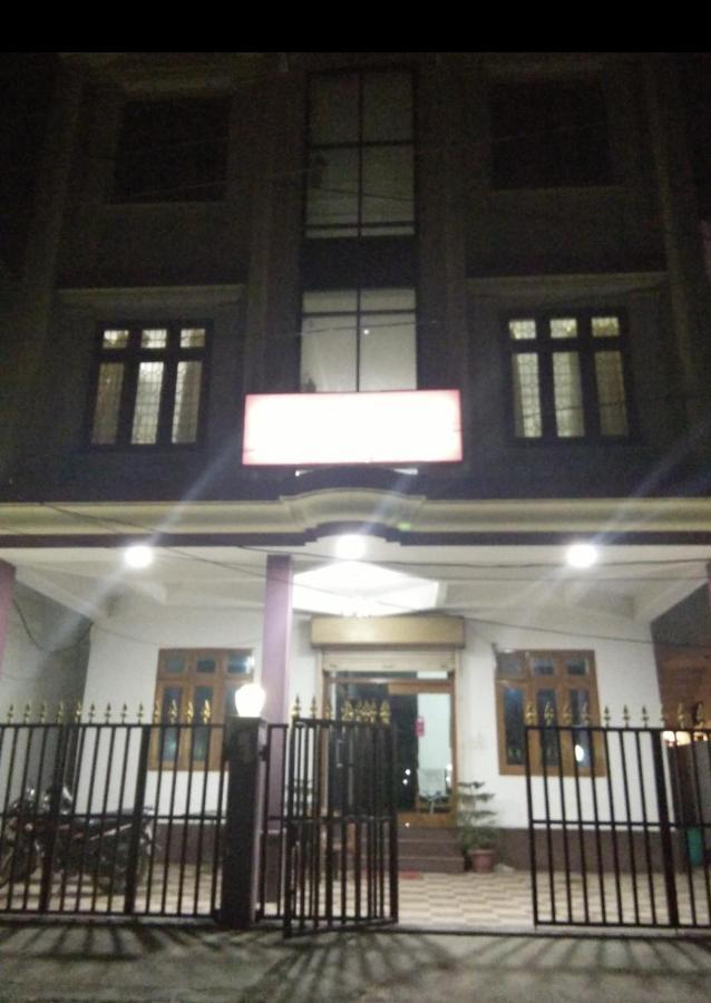 Narendra Guest House Kakarmatha 外观 照片